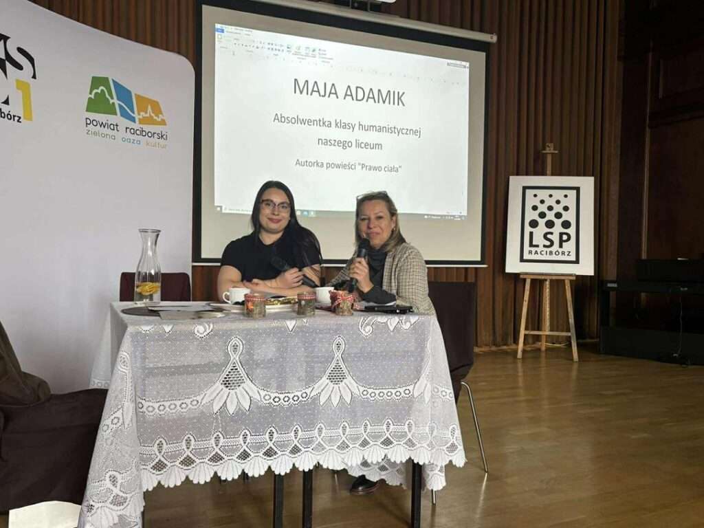 Od szkolnej ławki do półki w Empiku – Maja Adamik o drodze do literackiego sukcesu...