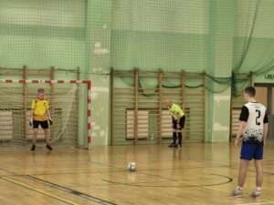 Halowa piłka nożna