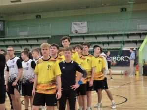 Halowa piłka nożna